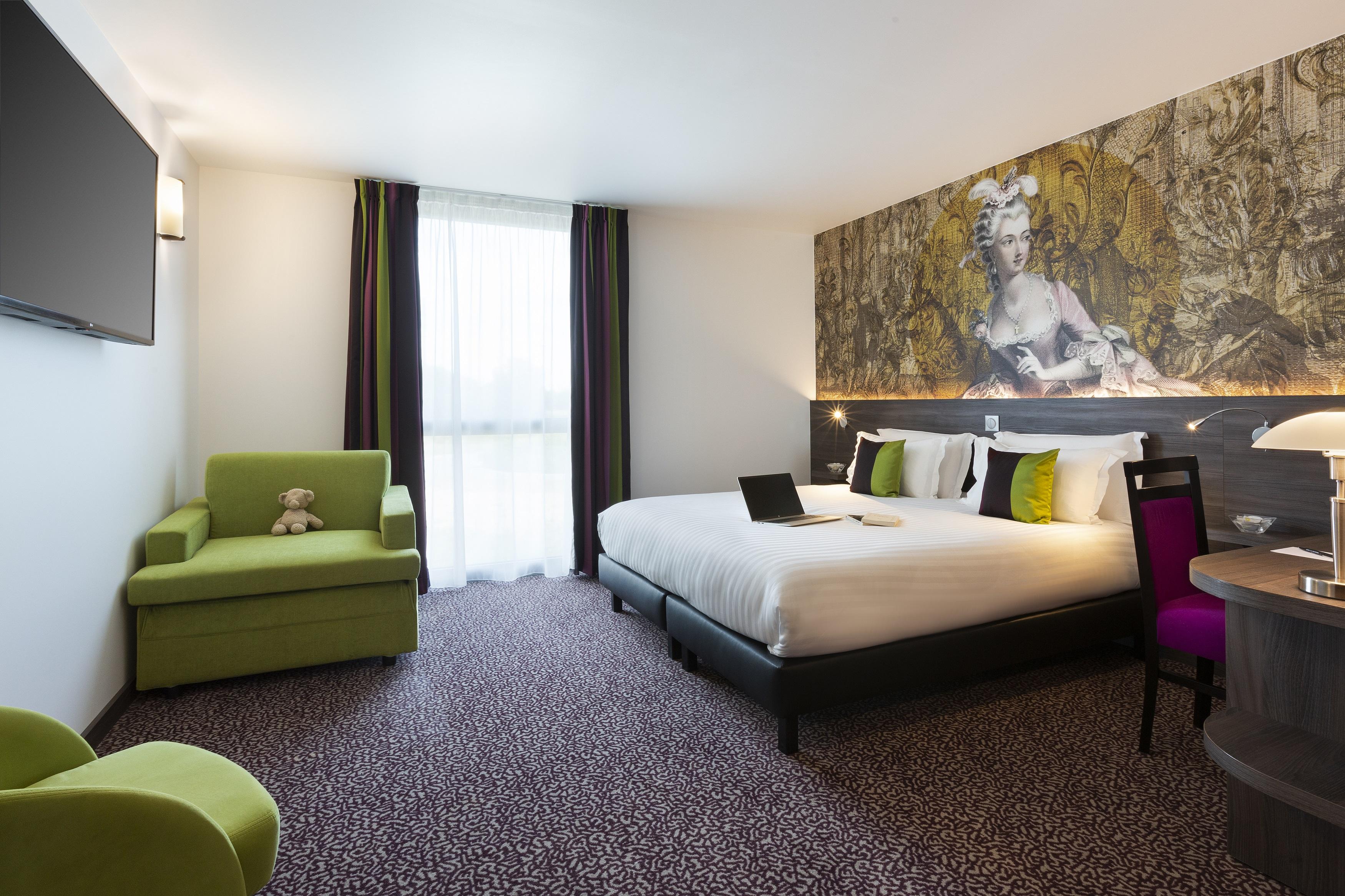 Hotel Roi Soleil Prestige Plaisir - St Quentin 外观 照片