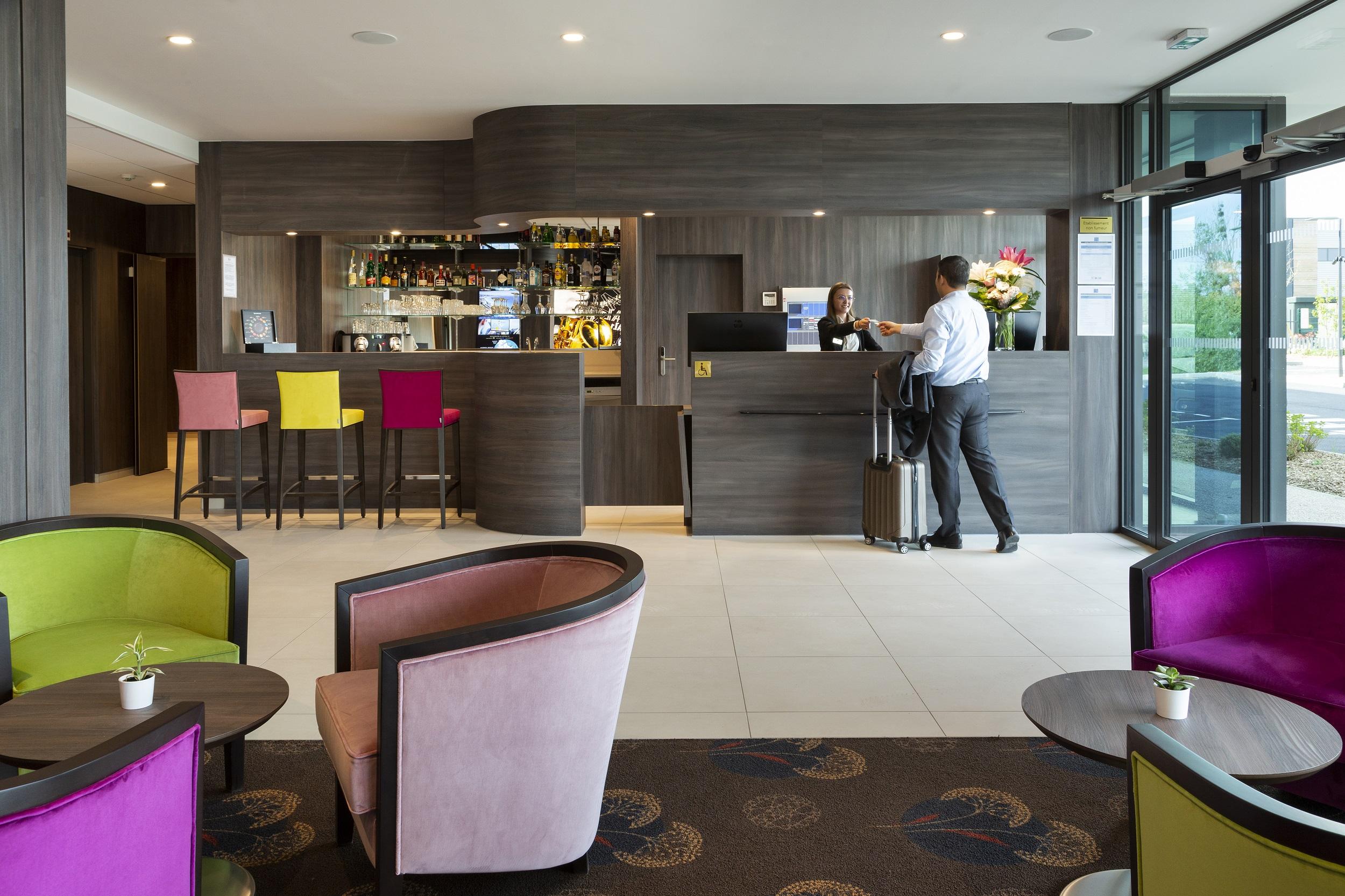 Hotel Roi Soleil Prestige Plaisir - St Quentin 外观 照片